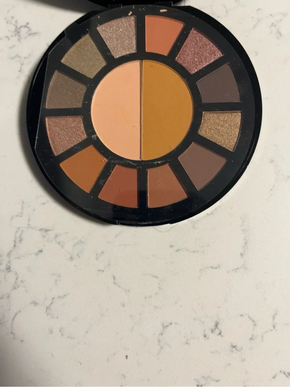 Eyeshadow Palette – Warm Brown & Gold Shades
